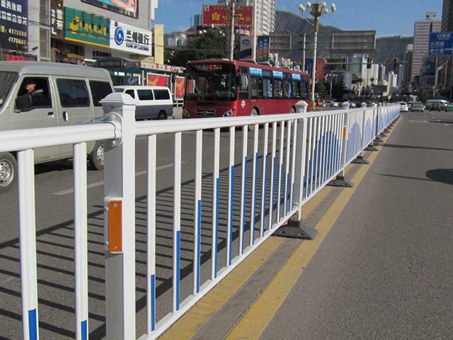 广告板道路护栏